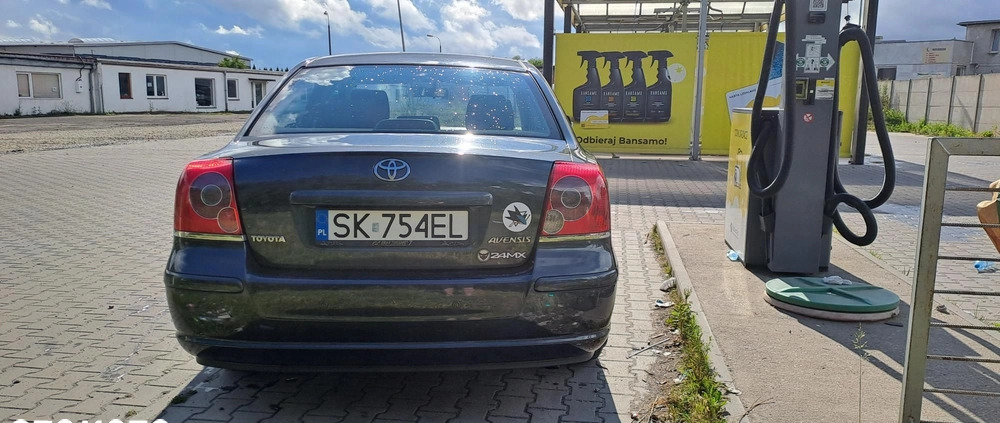 Toyota Avensis cena 16000 przebieg: 202100, rok produkcji 2006 z Katowice małe 56